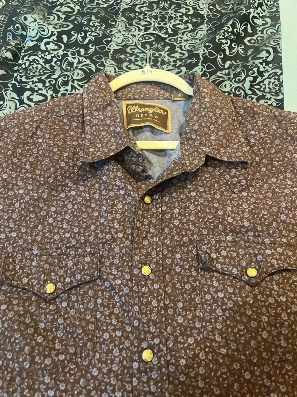 Wrangler RETRO Brown Floral-Print Long-Sleeve Button-Down Shirt - Picture 6 of 7